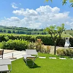 Spacious In Montelupone