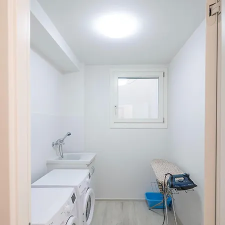 Spacious In Semesterbostad *