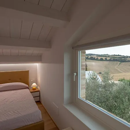 Spacious In Semesterbostad Montelupone