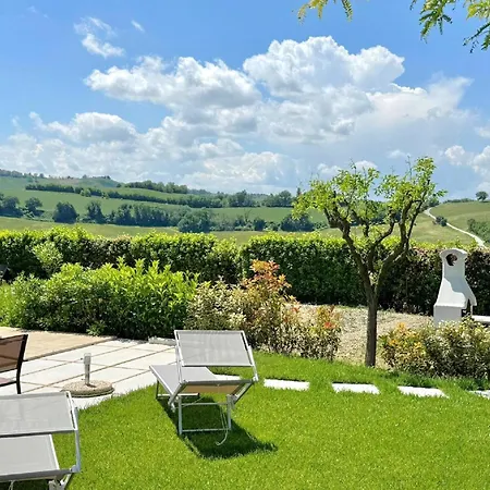 Stylish Panoramic With Private Pool Montelupone